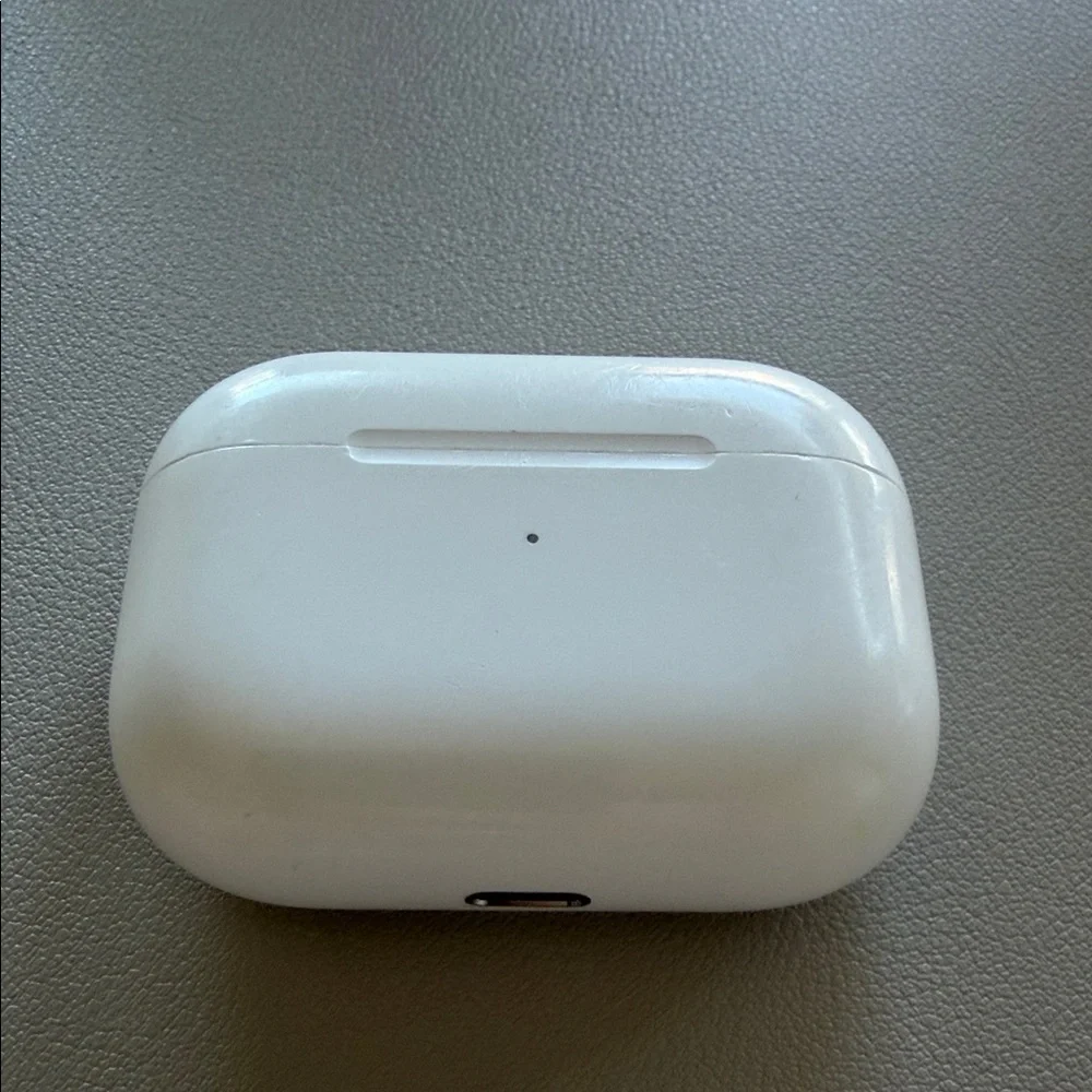 Apple AirPods Pro 2nd Gen - Sleek White Design